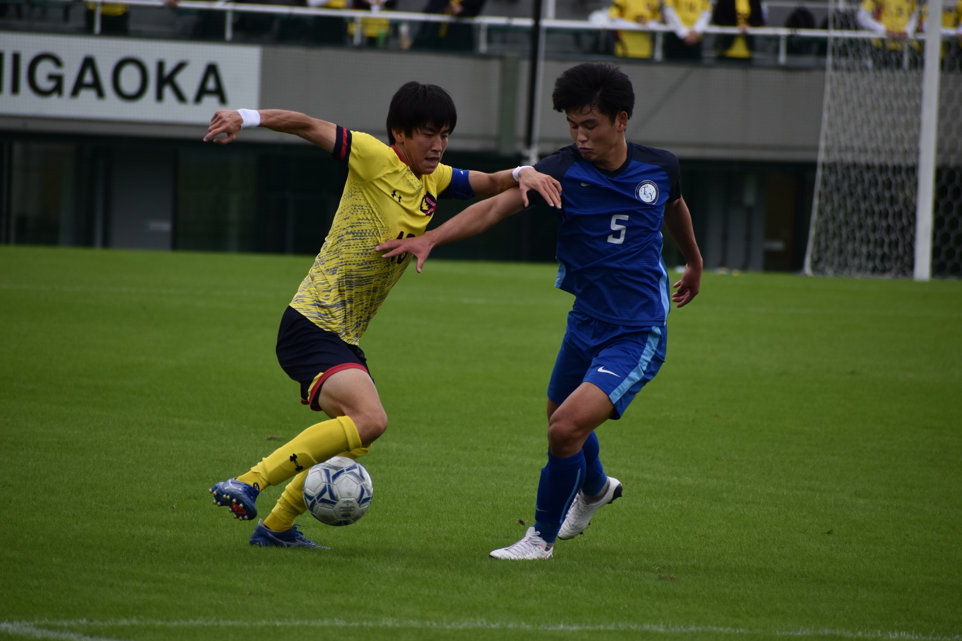 10 24 1 関東大学サッカー 慶応大対桐蔭横浜大 通勤準急スタジアム行き３