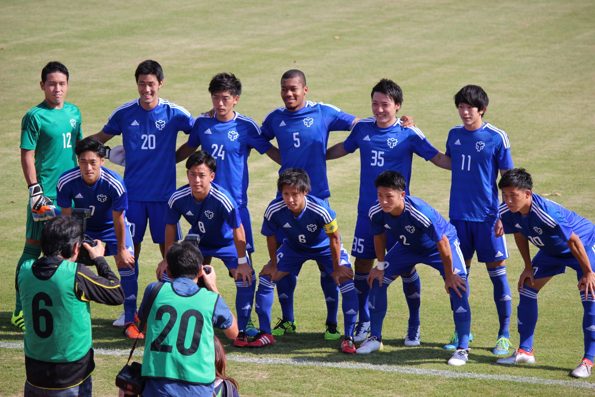 16 10 23 関東大学サッカー 日体大対駒澤大 通勤準急スタジアム行き３