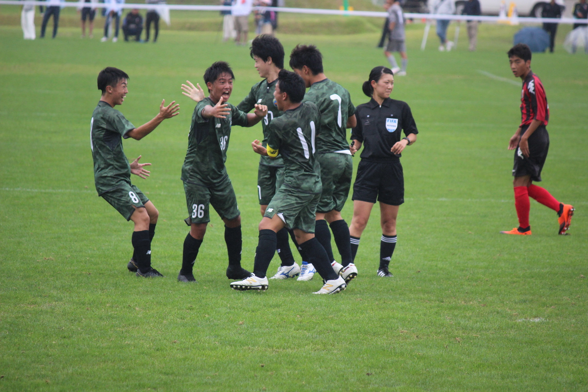 19 8 15 1 U 15クラ選 札幌u 15対lavida 通勤準急スタジアム行き３